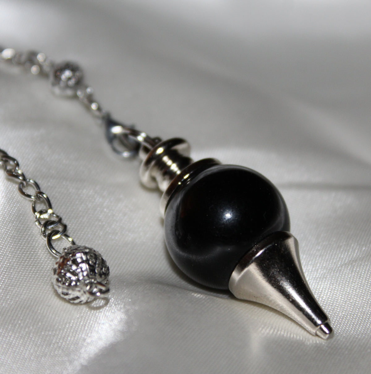 Obsidian Pendulum